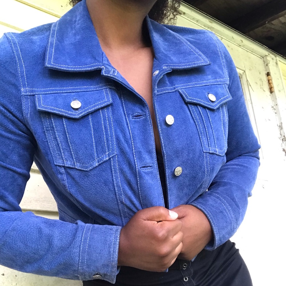 70s-Style Cropped Suede Jacket